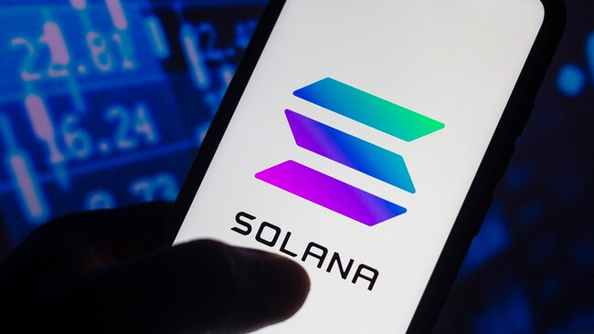 Solana Price Prediction: Chart Patterns Signal a Potential 63% Rally to $301